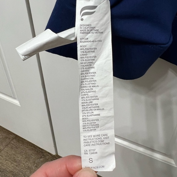 Fabletics Oasis Twist Sports Bra - Picture 5 of 5